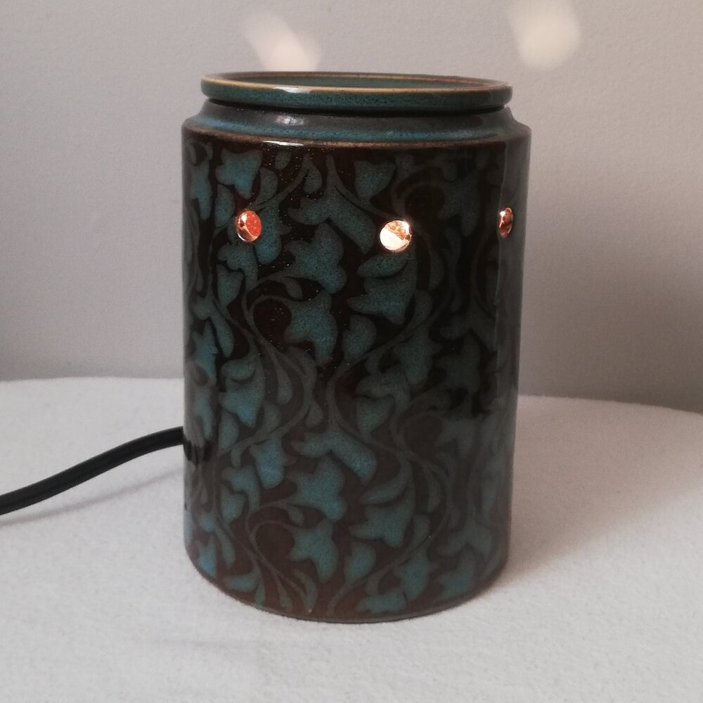 Scentsy Warmer Med Size